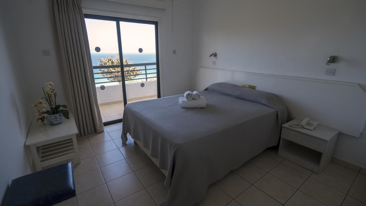 Konnos Bay Hotel Apartments Protaras Exterior photo